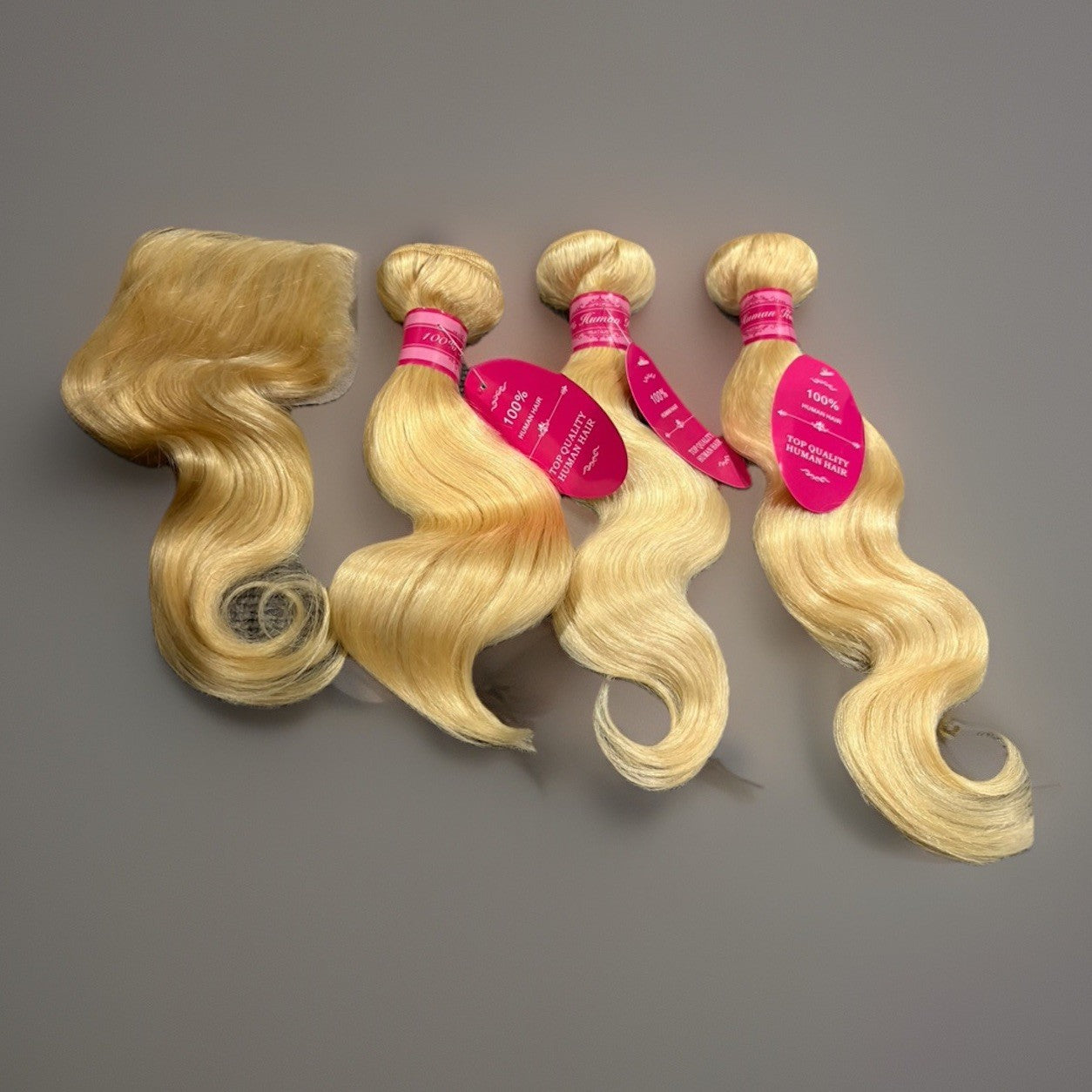 3 Bundles of 100% 613 Blonde Human Hair Extensions Body Wave with Lace Closure
